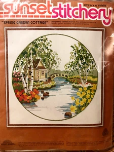 Vtg "Spring Garden Cottage" Embroidery Kit by Sunset Stitchery New Never Opened - Picture 1 of 4