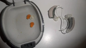 Signia Hörgeräte HV43857 und HV43856 Open Dome Hörgerät - Bild 1 von 10