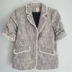 Cinq à Sept Blazer Damen 4 schwarz weiß Tweed Boucle Fransen vorne offen Jacke - Bild 1 von 7