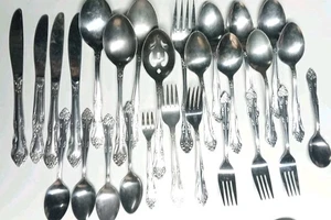 Stanley Roberts Rogers Dream Rose Flatware Lot 27 Pc - Picture 1 of 1