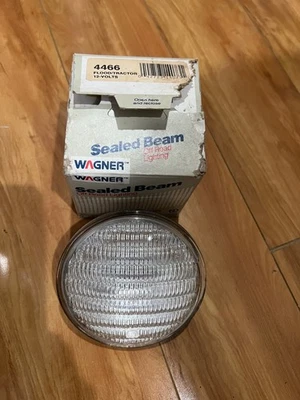 Headlight Bulb Wagner Lighting 4466 Sealed beam Off road lighting Flood/Tractor - Image 1 of 2