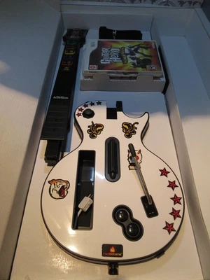 Wii Guitar Hero Gibson Les Paul chitarra wireless bianca con pacchetto gioco testato - Immagine 1 di 3