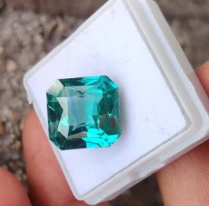 14.20  CT NATURAL UNHREATED PARTI SAPPHIRE-KENYA CLARITY BLUE GREEN - Picture 1 of 5