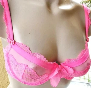 Victorias Secret bra 34C Rare Vintage Designer collection pink silk lace Satin - Picture 1 of 4
