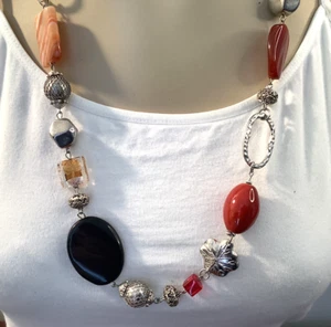 PREMIER DESIGNS Red Carnelian Agate Ceramic Bead Necklace Chunky Statement 378 - Picture 1 of 3