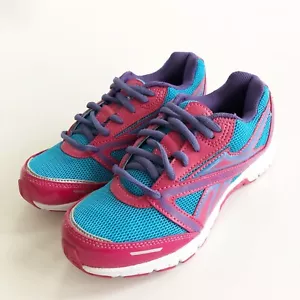 Niñas Reebok Tenis Zapatos Atléticos Colores Audaces Rosa Azul Talla 2.5 Nuevo Sin Caja - Imagen 1 de 8