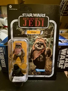 Star Wars Kenner Hasbro VC27 Return of the Jedi Wicket Carded UNPUNCHED - Picture 1 of 2