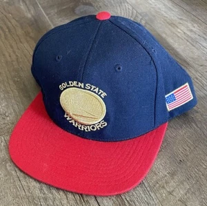 Raro Golden State Warriors Logo Dorado Bandera de EE. UU. Parche Mitchell & Ness Snapback Sombrero - Imagen 1 de 11