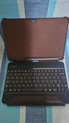 Samsung BKC1B1 bluetooth keyboard - Image 1 of 4