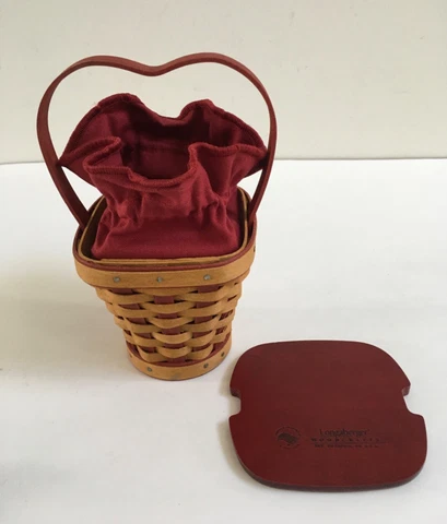 LONGABERGER HEARTS DELIGHT BASKET,  PROTECTOR,  FABRIC, LID,  2007 Cover