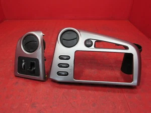 05-08 Toyota Matrix Radio Bezel Dash Instrument Panel Trim Vent 55405-02050 0713 - Bild 1 von 8