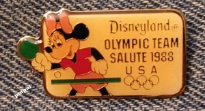 Tenis de mesa Minnie Mouse ~ Prendedor Disney ~ Retirado ~ Disneylandia ~ Seúl Olímpico ~ 1988 - Imagen 1 de 3