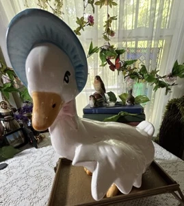 Vintage Large Country Goose In Blue Bonet Figurine  Rare - Picture 1 of 13