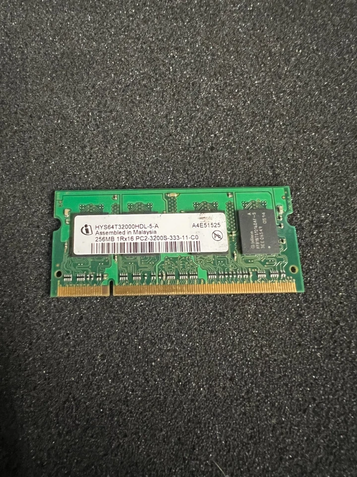 Infineon 256MB PC2-3200S DDR2 RAM (HYS64T32000HDL-5-A) - Image 1 of 1