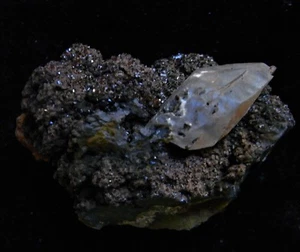 CALCITA Y HEMATITA (CA10) mineral de Wick Quarry, Reino Unido - Imagen 1 de 7