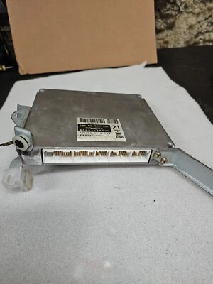 2001 2002 2003 Toyota Highlander 4cyl ECM ECU PCM двигатель компьютер 89661-48420 - Изображение 1 из 4