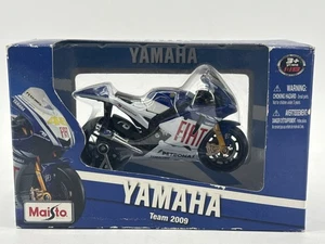 Maisto Yamaha YZR-M1 Team Fiat 2009 1:18 Diecast Motorcycle - Picture 1 of 8