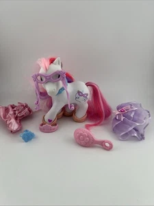 My little Pony Frilly Frocks Maskerade Maske, Schuhe, Kleidung - Bild 1 von 13