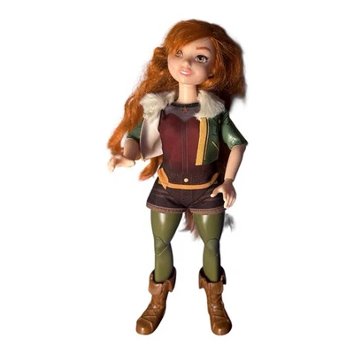 Muñeca de acción Marvel Rising SQUIREL GIRL 11” pelo rojo botas cola en muy buen estado de colección Foto 1 de 4