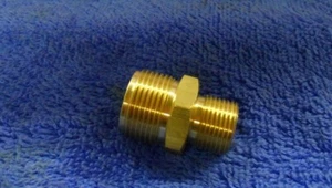 PRESSURE WASHER JETWASH KARCHER SCREW WHEELIE FITTING 22MM MALE x 3/8 BSP MALE - Picture 1 of 8