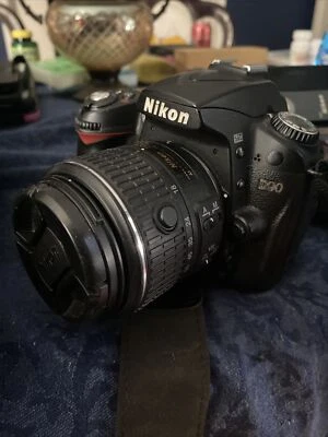 Nikon D90 12.3MP Digital SLR Camera  Kit W/ Accessories,Flash/Lens/Batteries,etc - Image 1 of 4