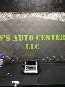 2008 FORD EDGE RADIO BEZEL TRIM WITH CLIMATE CONTROLS - Picture 1 of 4