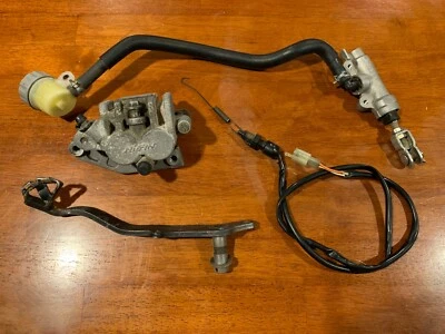 1999 suzuki dr650se Rear Brake Component Lot. Caliper, Lever, Switch, Etc - Image 1 of 4