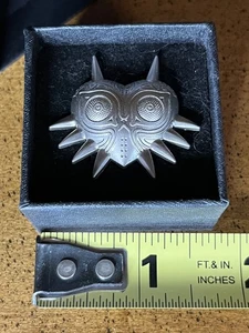 Nintendo 3DS The Legend of Zelda Majora’s Mask 3D PreOrder Metall Pin - Bild 1 von 3