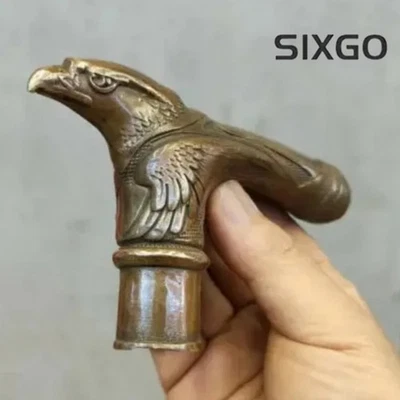 Antiguo bronce tallado a mano estatuas de águila bastón cabeza accesorios para el hogar  Foto 1 de 4