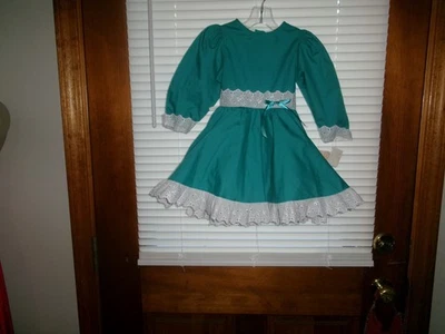 NWT Vintage Lid'l  Dolly’s Frilly Party Dress~  White  Eyelet Trim ~Full  Sz 2T - Image 1 of 4