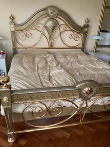 Bett ca. 180x200 - Bild 1 von 6
