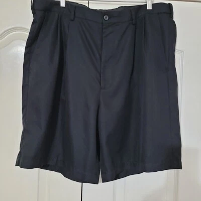 Shorts chino masculino Savane 40W preto plissado frontal 100% poliéster - Imagem 1 de 4