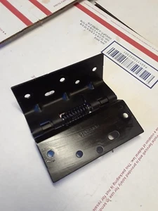 2002-2009 Chevy Trailblazer GMC Envoy Center Console Arm Rest Lid Top Hinge - Picture 1 of 2