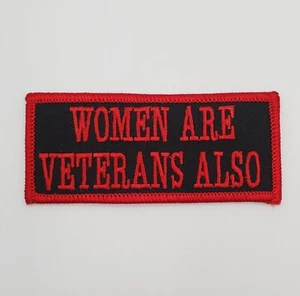 Le donne sono veterane anche patch 2,5" cucito rosso su nero ricamo alta qualità - Foto 1 di 5