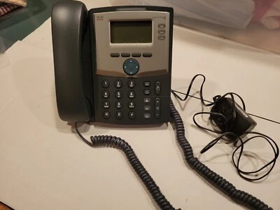 Cisco SPA303 3 Line IP Phone shows no signs of use - Image 1 of 4