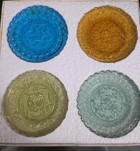 Vintage Americana Cup Plates by Imperial - Set of 4 - Picture 1 of 7