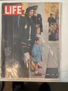 LIFE JFK December 6, 1963 Mrs. Kennedy John Jr Caroline Cover - Picture 1 of 4