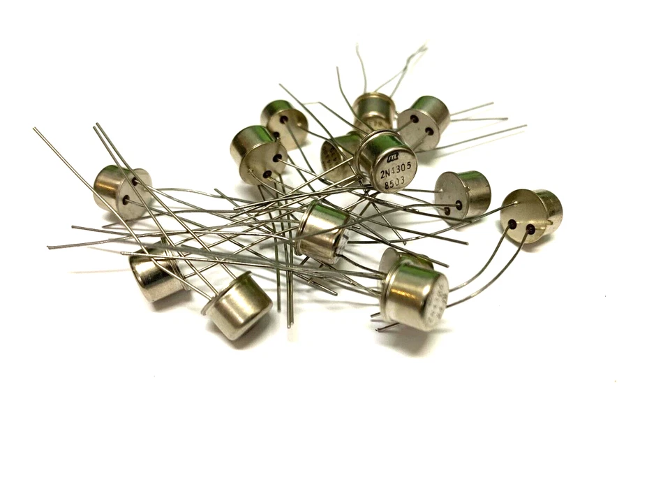 5Pieces 2N4305  Vintage  2N4305 NPN Gen Pur 120V 5A New Original STC - Image 1 of 1