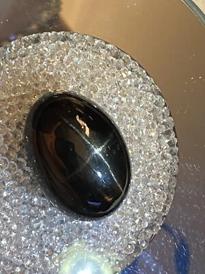 Piedra preciosa de diopsido estrella negra 65,20 quilates. No mejorado. Foto 1 de 4