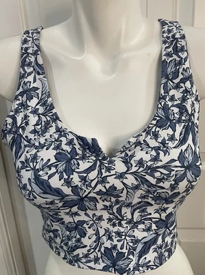 Sage Collective Women's Crop Top Sports Bra Size L Blue White Floral Activewear - Image 1 of 4