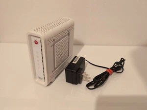 Motorola SURFboard SB6141 Surf Board Modem with power cable - Picture 1 of 6