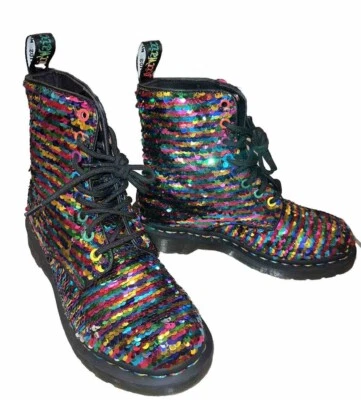 NUEVAS Botas Dr Martens 1460 Pascal Arco Iris y Lentejuelas Plateadas con Cordones EE. UU. 6 UK 4 EU 37 Foto 1 de 4