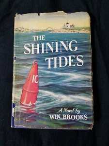 The Shining Tided By Win Brooks Book Club Edition - Bild 1 von 12
