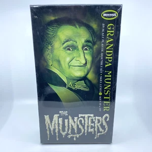 Grandpa Munster Moebius Models Kit 934 scala 1:9 livello abilità 3 sigillato nuovo con scatola - Foto 1 di 6