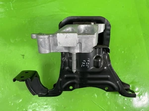 LEXUS UX 250H ENGINE MOUNT MOUNTING DRIVER RIGHT 2.0 PETROL HYBRID OSF 2019-2025 - Picture 1 of 8