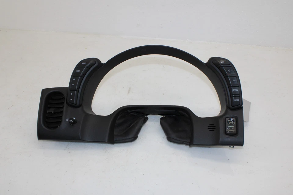 Chevrolet Corvette 2005-2013 velocímetro moldura OEM NL82 Foto 1 de 4