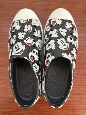 Disney Nativo Mickey Mouse Zapatos Blanco/Negro/Rojo Hombres 7 Mujeres 9 Excelente Estado Foto 1 de 4