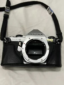 Pentax ME Super 35mm fotocamera reflex pellicola solo corpo usato condizioni - Foto 1 di 9