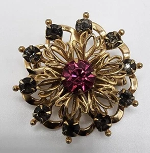 Broche prendedor vintage rosa estrás tono dorado filagree retro punta ahumada 1"  - Imagen 1 de 14