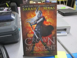 Crown of Midnight (Throne of Glass, 2), Maas, Sarah J - Picture 1 of 2